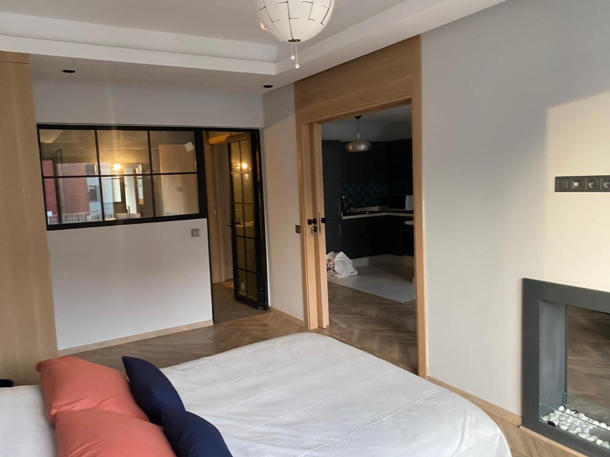 Spacious New 1-Bedroom Unit In Downtown W Terrace And Free Parking Касабланка Экстерьер фото